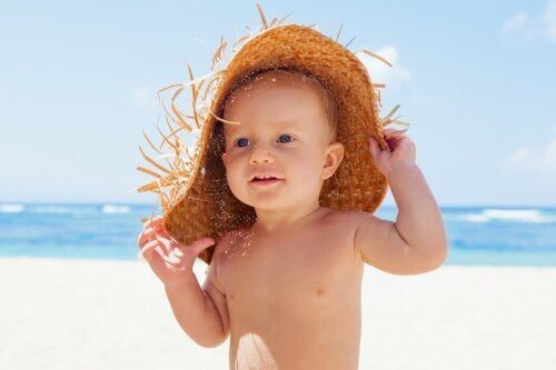 아기와 어린이를 위한 여름 피부 관리